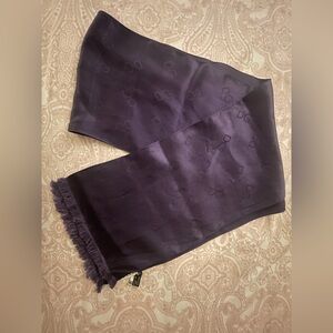 Dolce & Gabbana Purple Silk Scarf with Paisley Lining